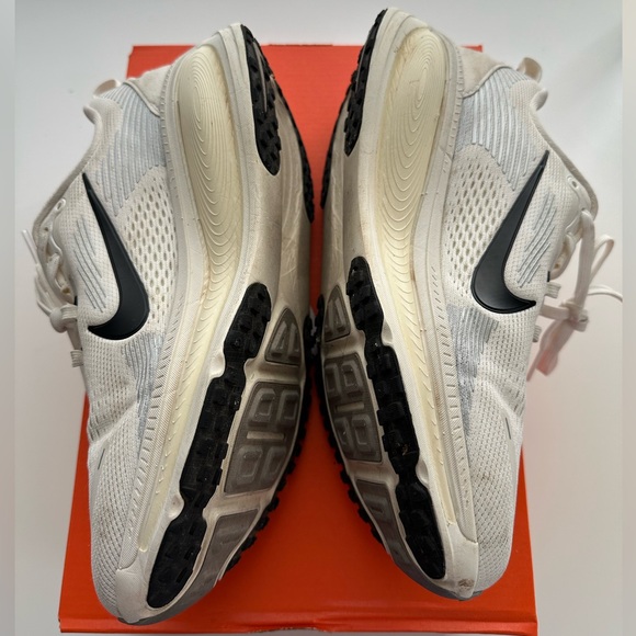 WOMEN NIKE VOMERO 18 - Picture 3 of 10